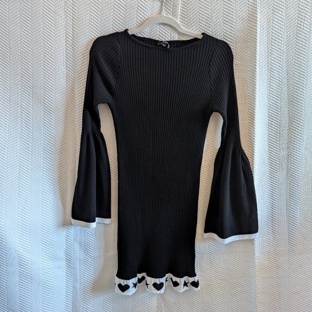 Denny Rose Black & White Ribbed Knit Dress Large Bell Sleeves Ruffle Hem Hearts